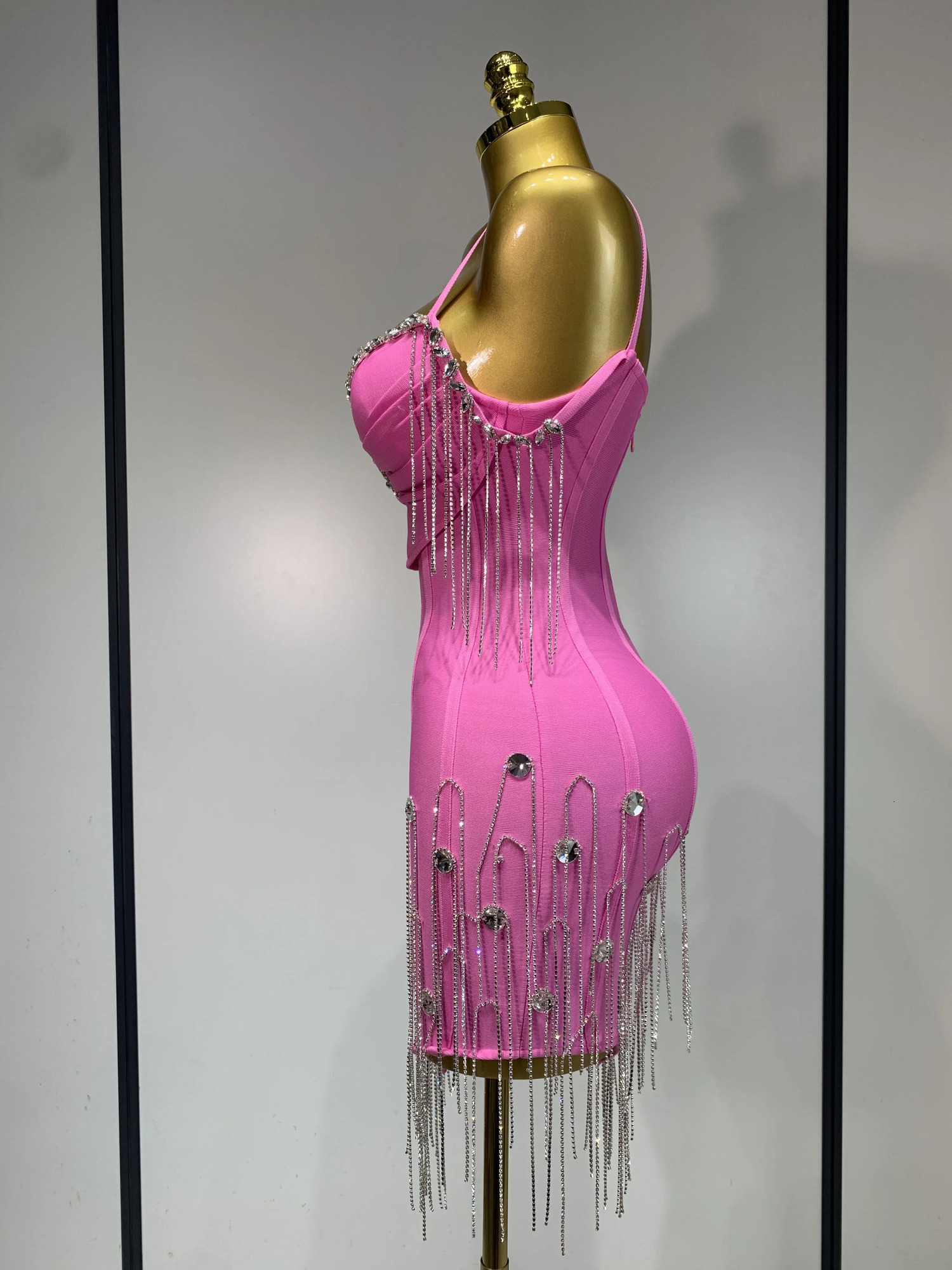 Sexy Backless Spaghetti Strap Bodycon Sleeveless Bandage Dress Elegant Prom Gown Club Evening Party Birthday Dresses 250521