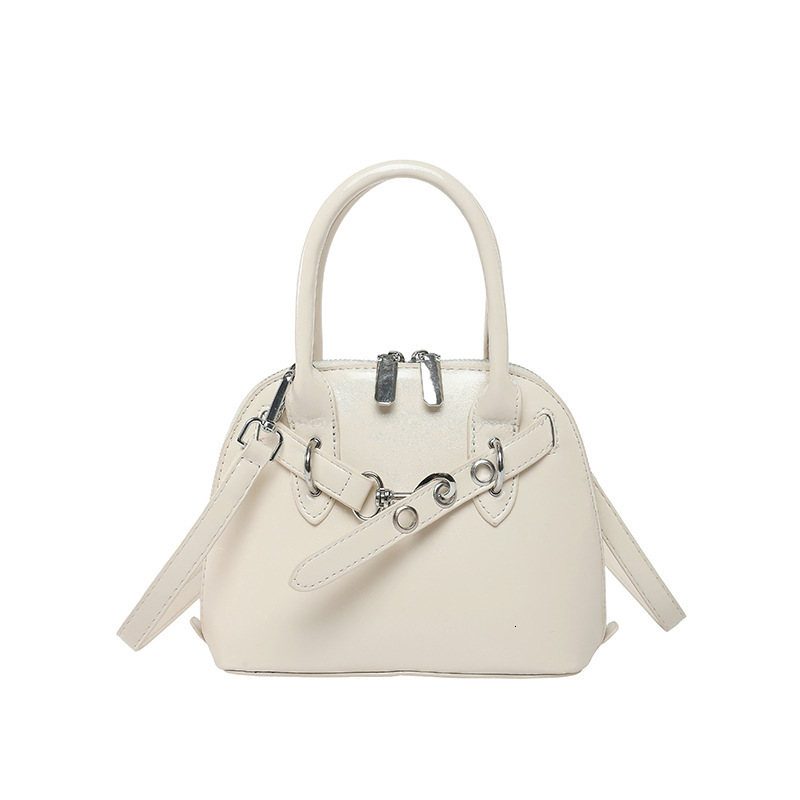 Top quality Brand High Quality New Style Single Shoulder Crossbody Women's Bag Fashion 2025 New Shell Bag Simple New Free Delivery Designer Bag