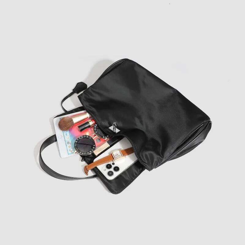 New Niche Design Nylon Buttote Bag Versatile Large Capacity Commuter Hand-Held Shoulder Crossbody