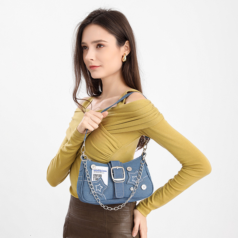 designer Star Denim Underarm Bag New Fashion Trend Niche Design Crescent Bag Canvas Tote Chain Bag Denim