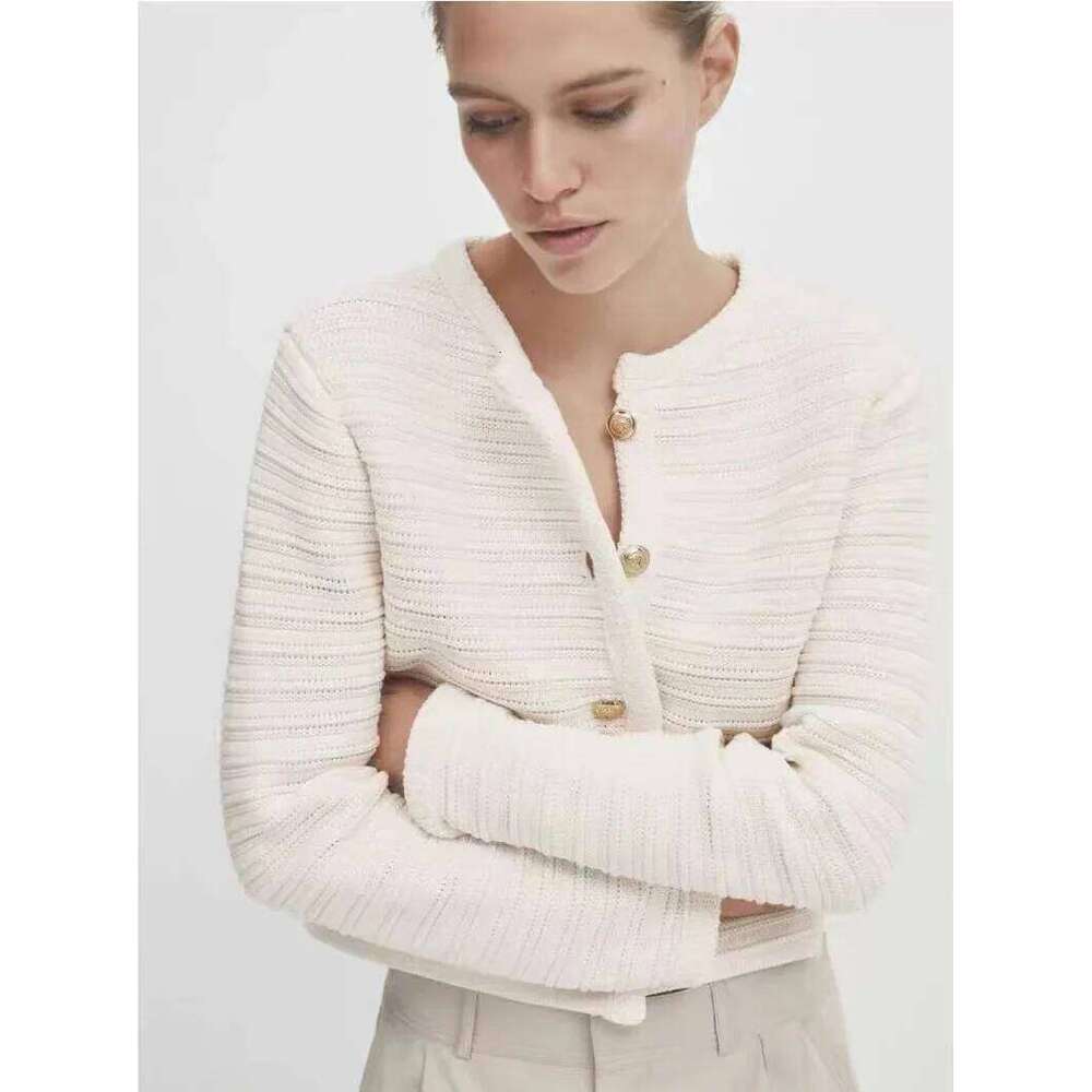 Ethereal MD 2024 Women's Spring New Style Of Small Fragrance Button Design Texture Knitted Cardigan Short Jacket