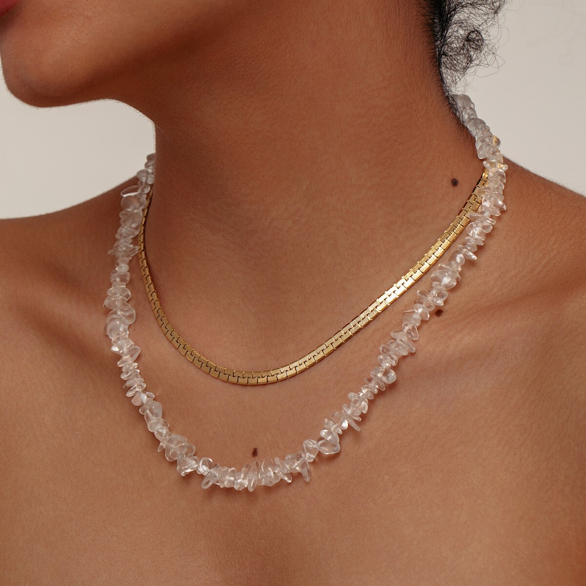 Natural Crystal Irregular Crushed Choker Creative Stone Necklace for Women