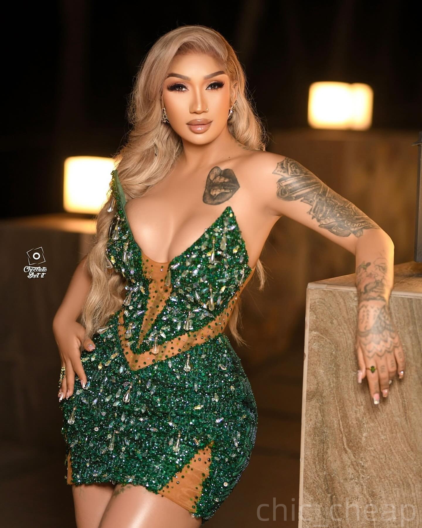 Dark Green Sheath Cocktail Dress Illusion Rhinestones Sequined Sparkly Short Mini Graduation Homecoming Dresses For Special Occasions Sweetheart Gowns