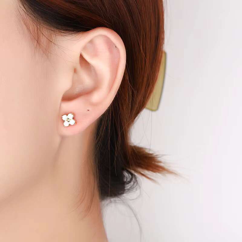 Factory Sale Unisex Star-Shaped Moissanite Earrings Various Sterling Silver Earrings Set for Girls Wholesale Product