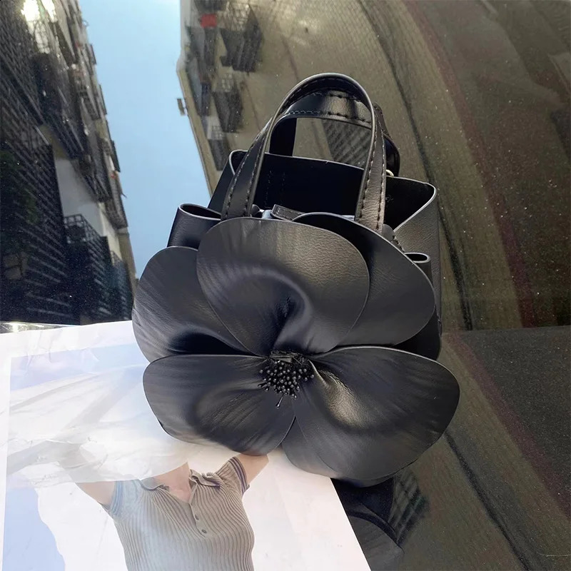Flower Banquet Bag Creative Fashion Multiple Colors Elegant Three-dimensional Petals Mini Handbag Messenger Bag 250530