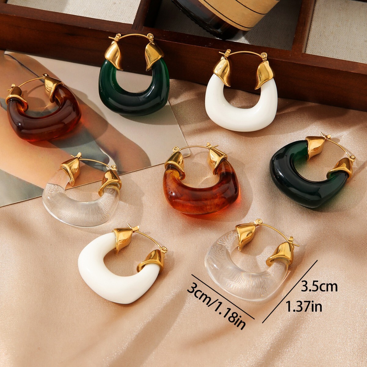 Hot-Selling Round Hollow for Women Gold-Plated Oil-Drip Acrylic High-End Earrings