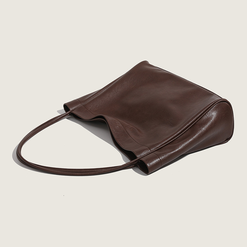 designer Milad Retro Tote Bag for Women 2025 New Trendy Shoulder Underarm Bag Textured Student Large Capacity Commuter Bag