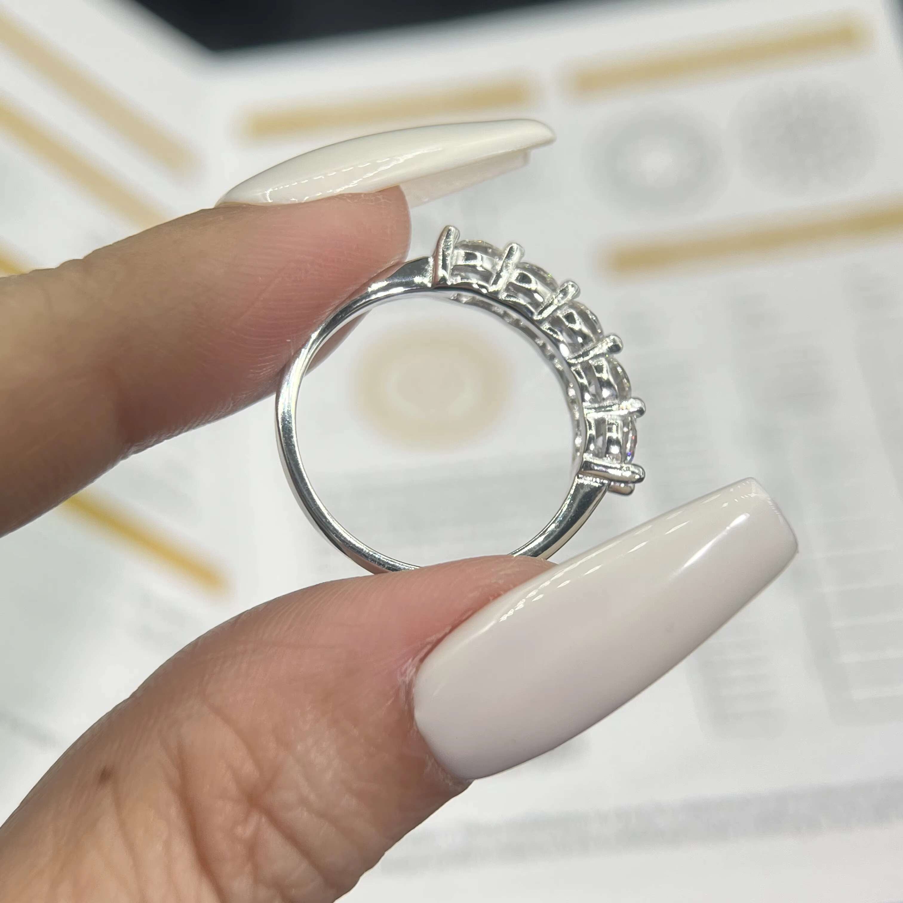 Wholesale Price Vvs Moissanite Band Eternity Ring Single 4mm Brilliant Cut Gemstone 925 Sterling Silver Wedding Rings for Women