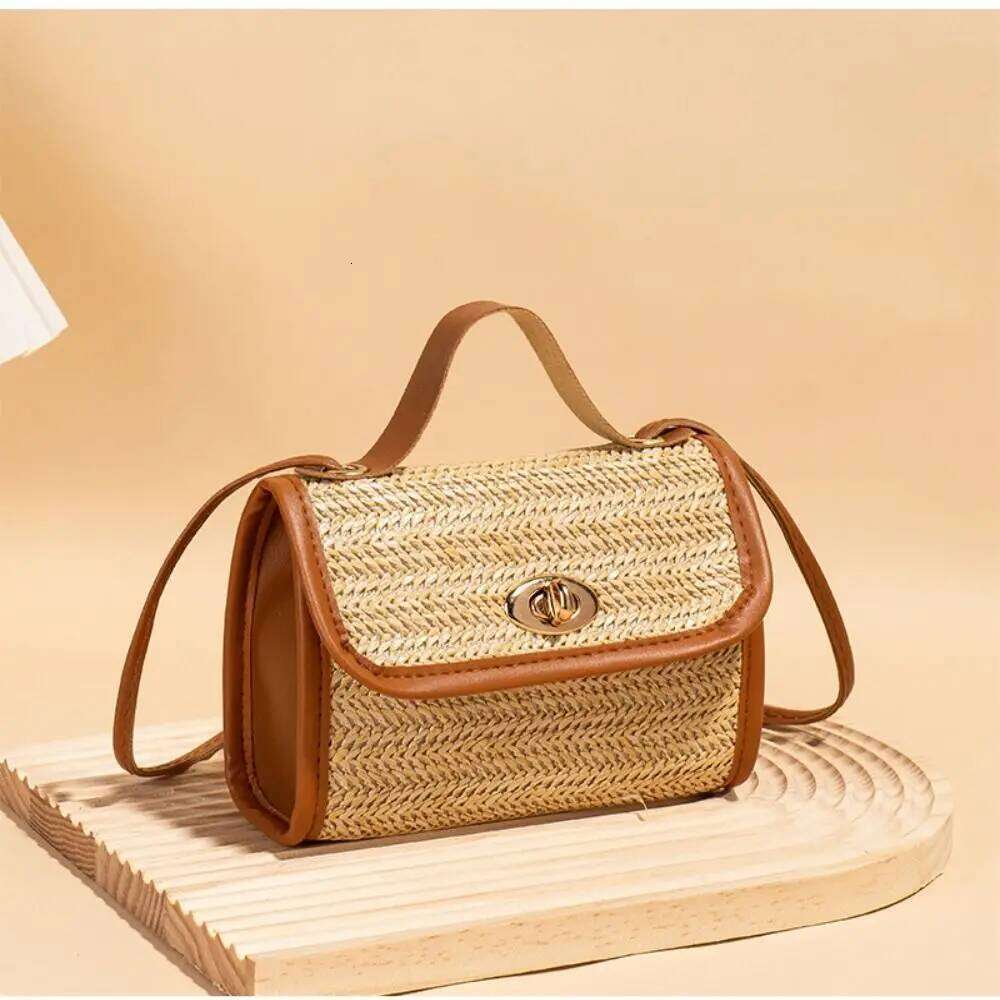 New Women's Woven Messenger Straw Causal Travel Ladies Tote Handbag Square Fashion Satchels Bag