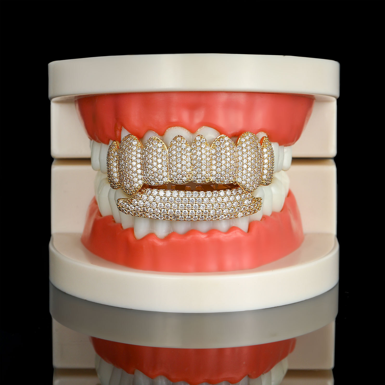 New Hip-Hop Eight-Tooth Micro-Paved Moissanite Halloween Costume Hip-Hop Braces moissanite