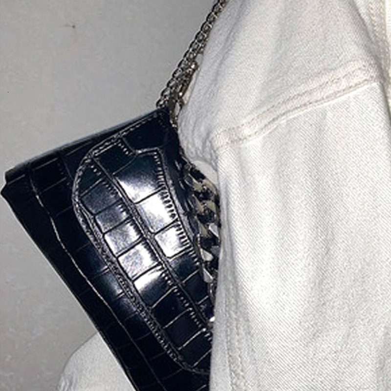 designer 2025 Summer Niche Designer Bag for Women Crocodile Pattern Chain Underarm Bag Retro Baguette Bag Single Shoulder Crossbody Bag