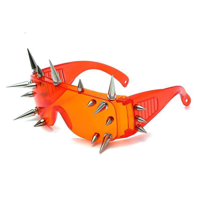 Steampunk Rivet Spike Wild Rock Bar Sunglasses Goggles Women Men Y2k Punk Sun Glasses Metal Futuristic Zonnebrillen Dames 2022 designer bag