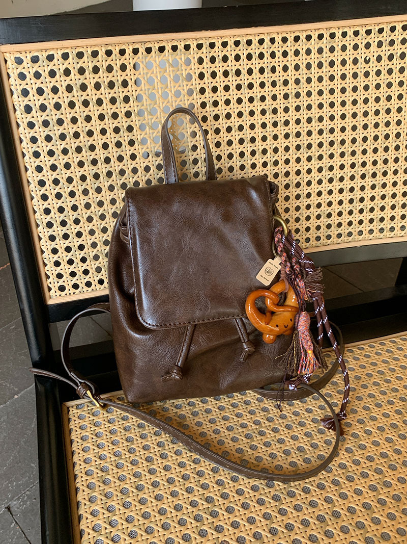 designer American Style Brown Leather Texture Small Backpack Retro PU Soft Leather Texture Versatile Shoulder Bag Commuting Versatile Small Backpack