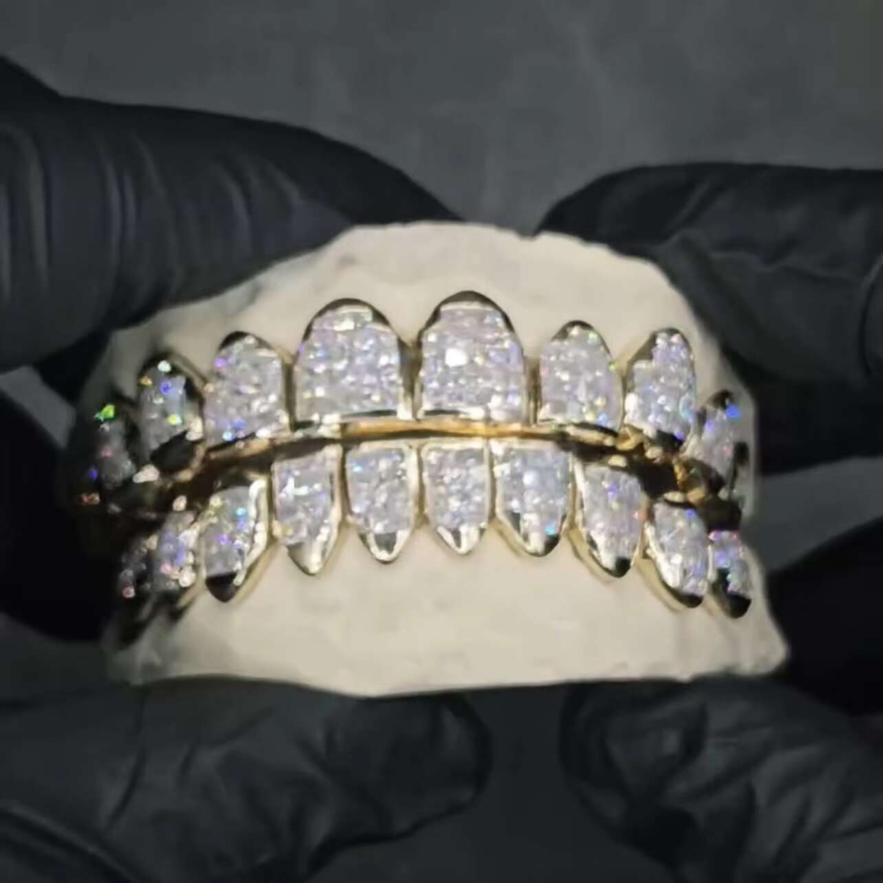 Hop Iced Out Buss Down VVS Invisible Setting Princess Cut Custom Yellow Gold VVS Moissanite Diamond Grillz