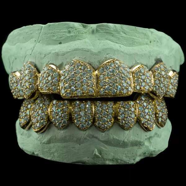 Hip-hop braces Fine Jewelry Hip Hop Moissanite Grills Custom 14k 18k Solid Gold Iced Out D VVS Moissanite Diamond Teeth Grillz for Teeth Single