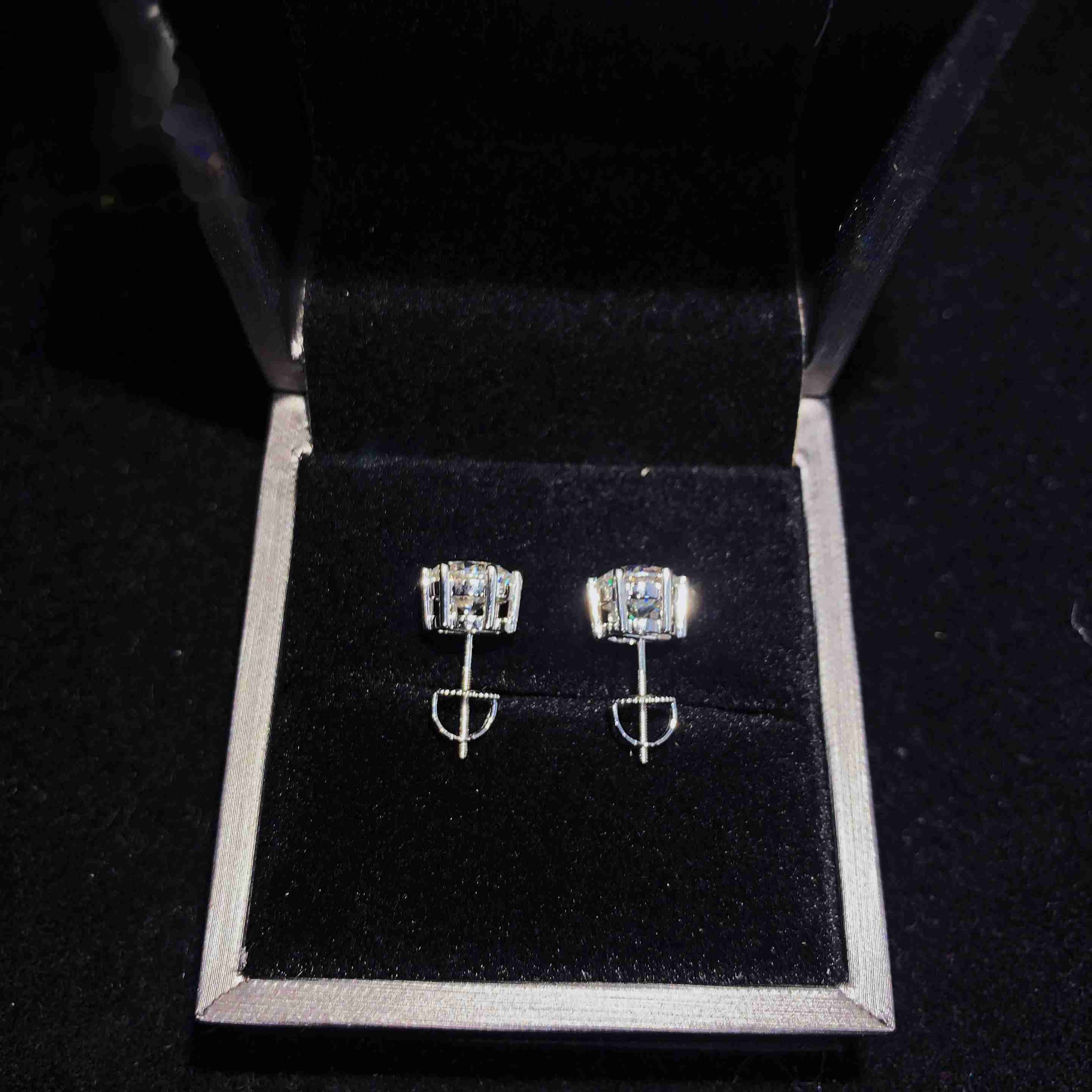 Fine Jewelry Manufacturer 10k 14k 18k Solid Gold Jewelry Moissanite Stud Earring Stud Earrings VVS Moissanite GRA Luxury