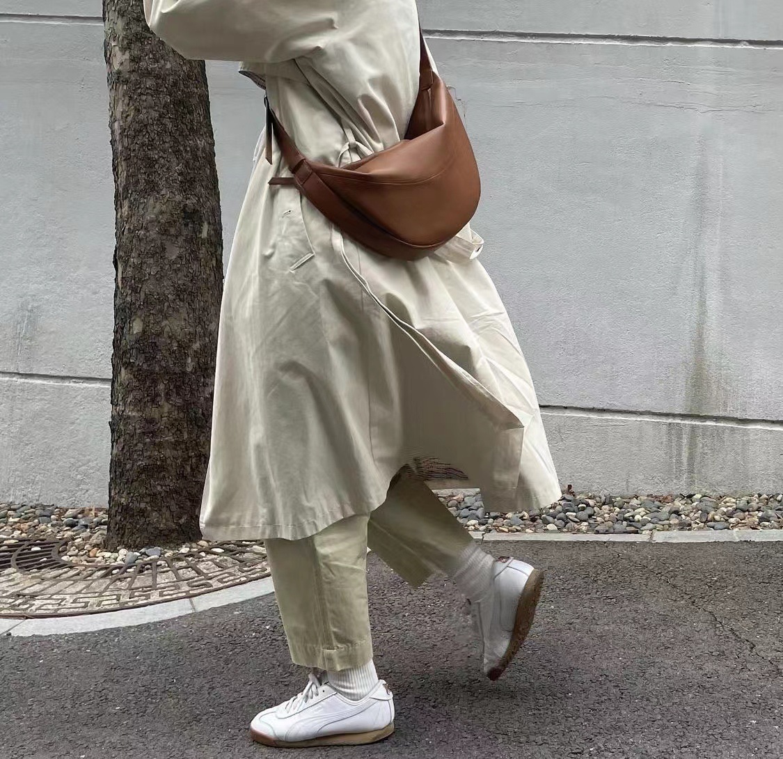 designer 2025 Spring Summer New Martin Crossbody Bag for Women Ins Chest Bag Large Capacity Soft Leather Dumpling Bag Casual Shoulder Bag