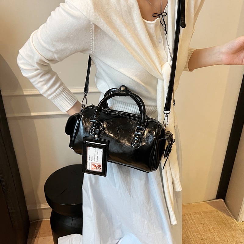 designer Niche Bowling Ball Women's Bag 2025 New High-end Sweet Cool Handbag Ins Korean Style Trendy Shoulder Crossbody Bag