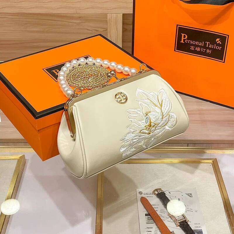 Women's handbags, one-shoulder crossbody chain small bag new style ethnic cheongsam temperament embroidery 7