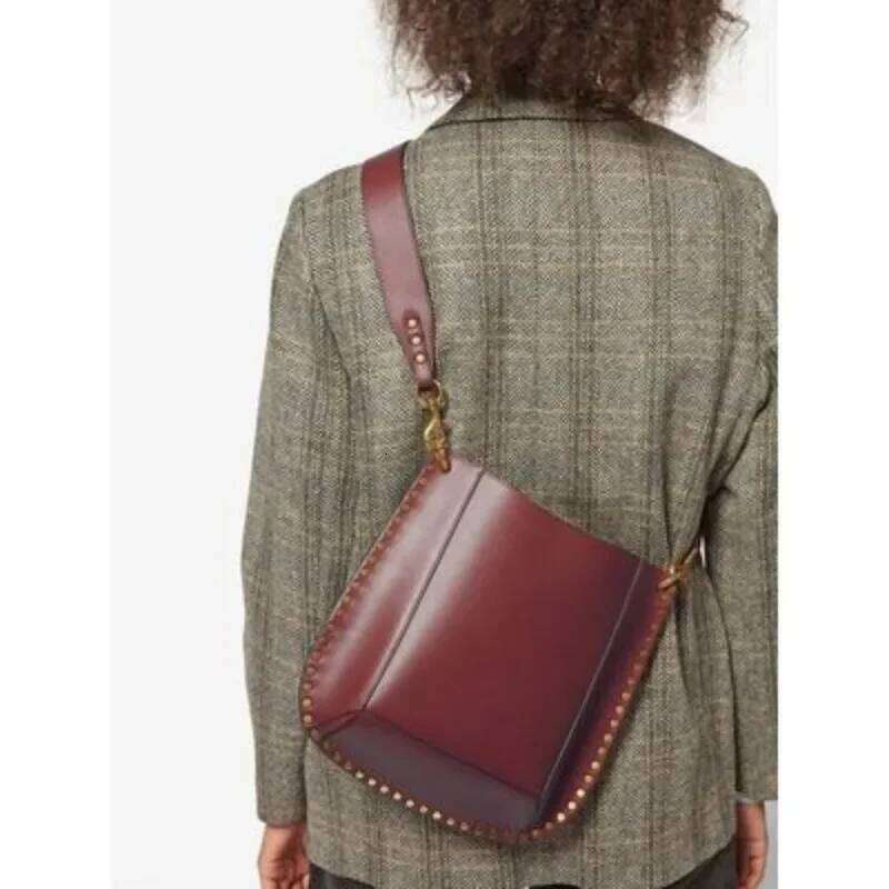 Designer Luxury 2025 New Retro Moon Crossbody Bag Genuine Leather Fashion Shoulder Handbag With Studs Classic Style Bag