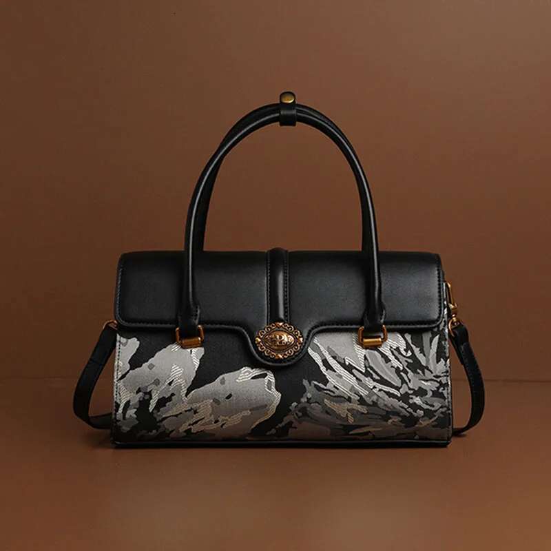 Real Leather 2024 New Style, Large Capacity Hand-Held Women's Bag, High-Quality Fashion Mommy Bag
