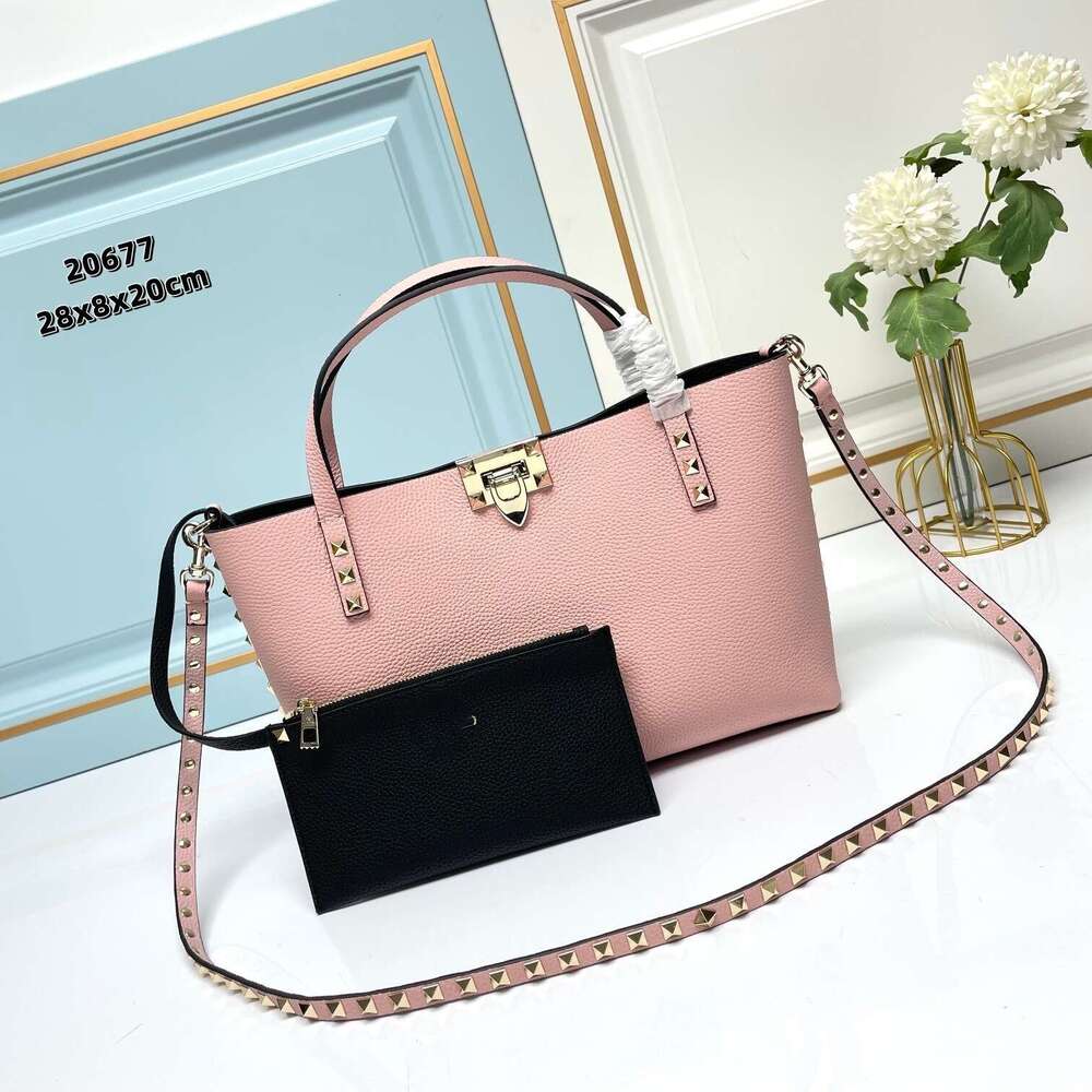 Commuting Large Capacity Rivet Mother Daughter Tote for Women High End V Brand Genuine Leather Shopping Bag Versatile Stylish