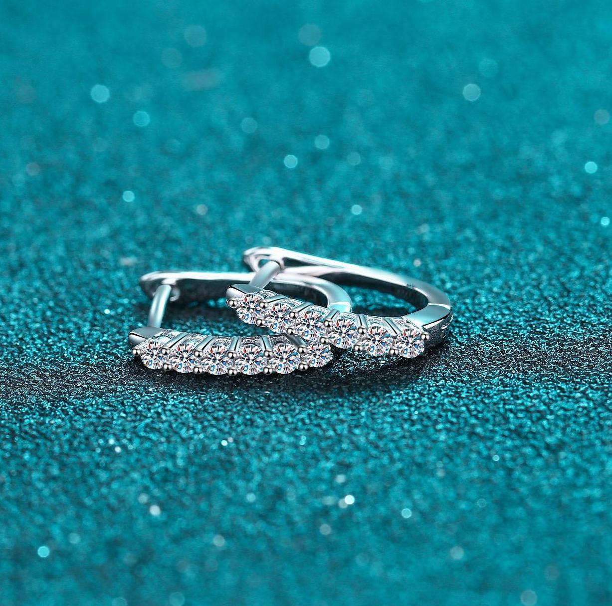925 Sterling Silver Hoop Earrings with Moissanite Stones, Simple and Elegant Design, Perfect for Everyday Wear or Special Occasions, Gift-Ready