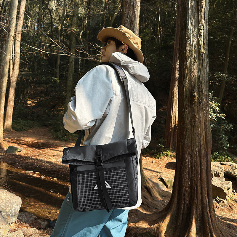 Hiking Lightweight Waterproof Large Capacity Camping Travel Mountaineering Outdoor Backpack for Men