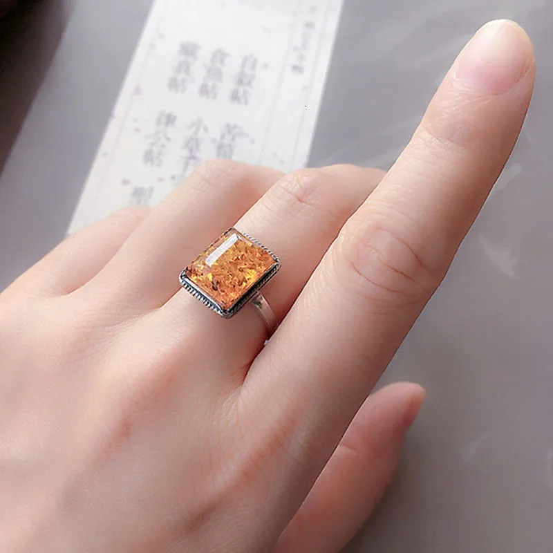 Yoowei Natural Amber Rings for Unisex Golden Flower Vintage Ring S925 Silver Rectangle Geometric Baltic Amber Jewelry Wholesale 250526