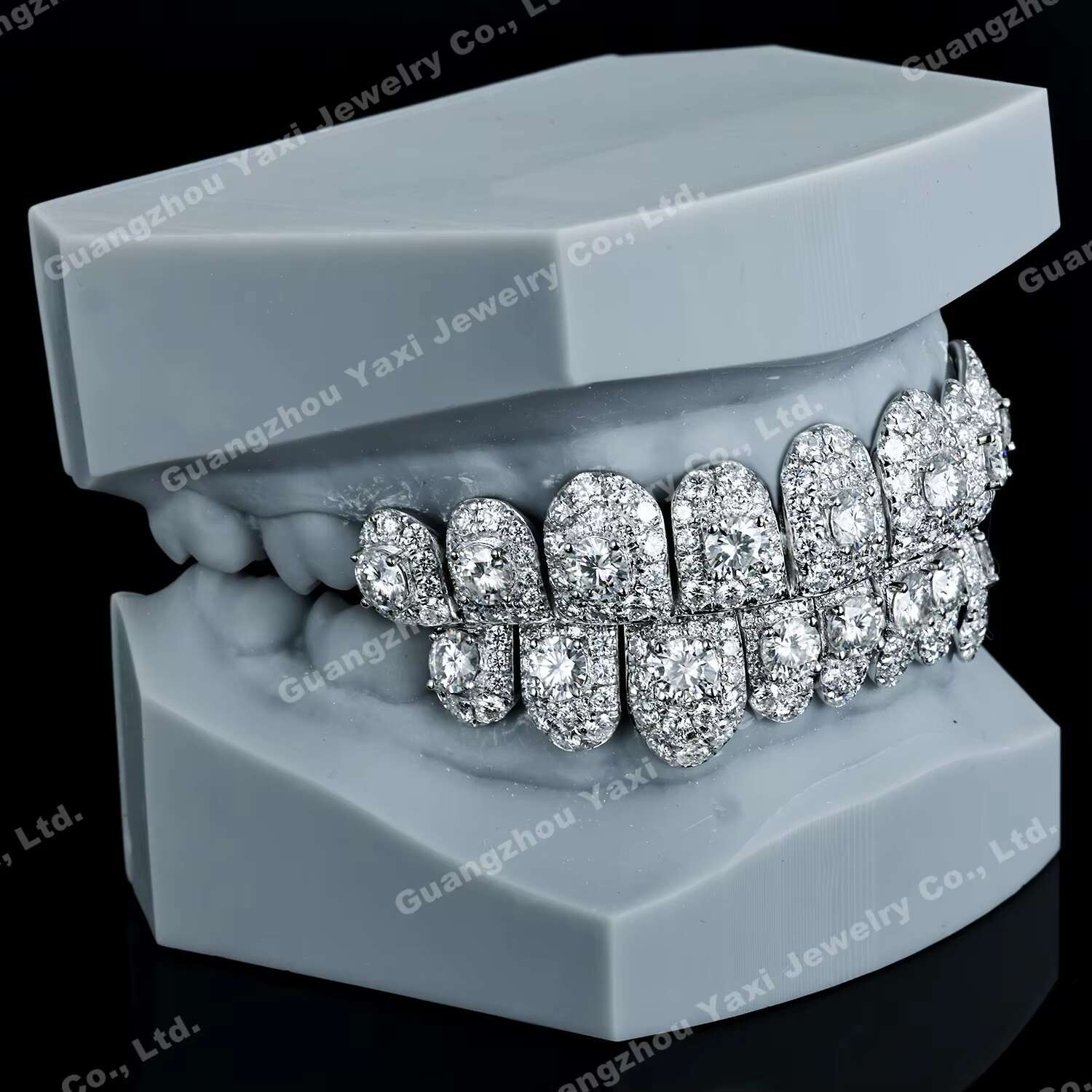 Custom Men Women Top Bottom 10 8 6 Hiphop S925 Silver Solid Gold Plated Perm Cut Round Diamond Flawless Moissanite Teeth Grillz