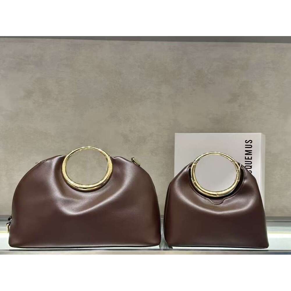 French Niche Design Single Shoulder Crossbody Handheld Round Shell Ins Style Casual Wrist Bag