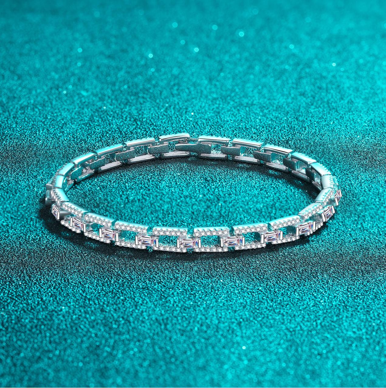 925 Sterling Silver Moissanite Bracelet with PT950 Plating, Luxury Inlaid Jewelry for Women, Elegant Design, Wholesale Supply