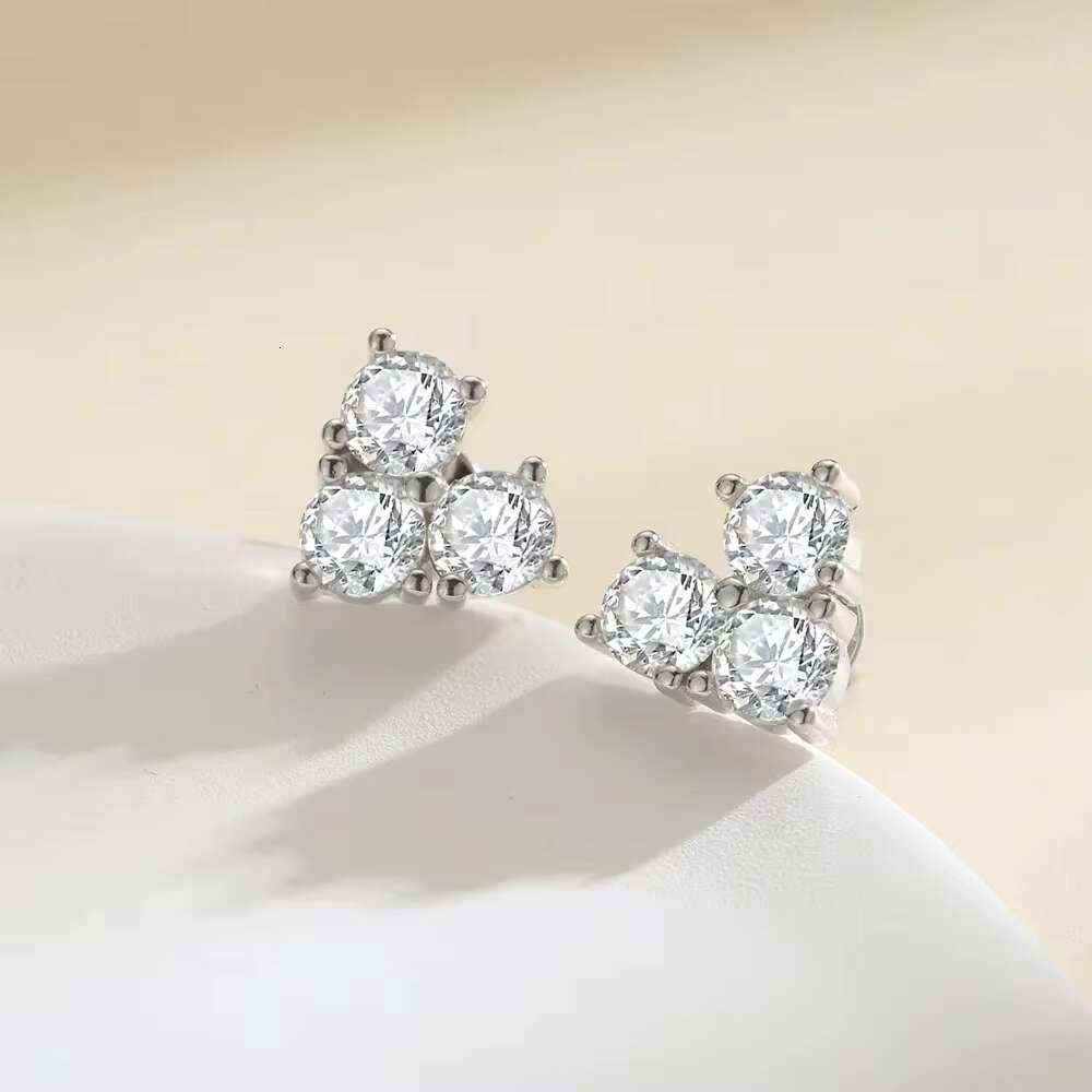 0.6cttw Moissanite Diamond Stud Earrings with GRA Certificate 925 Sterling Silver Heart Shape Earring for Women