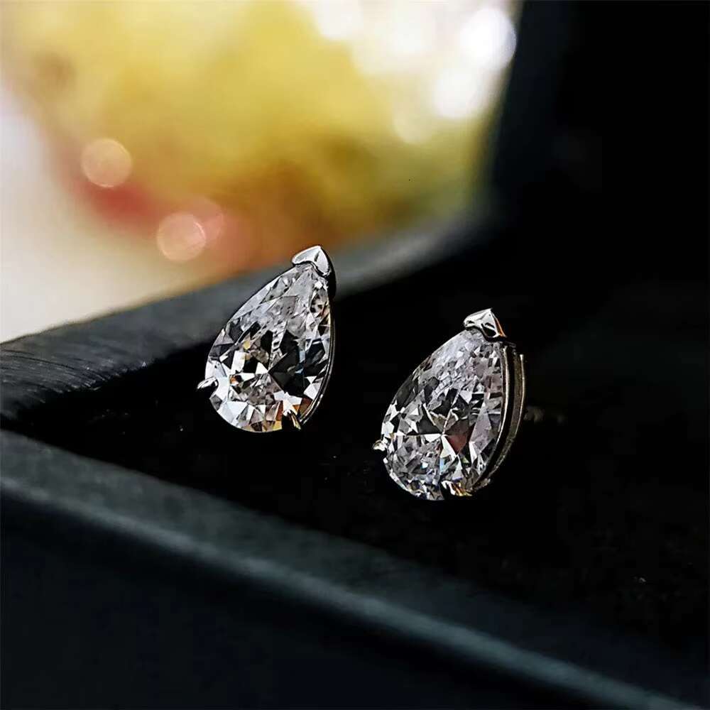 Pear 5*8 Simulate Moissanite Gemstone Ear Studs White Gold 100% 925 Sterling Silver Earrings Fine Jewelry Wholesale