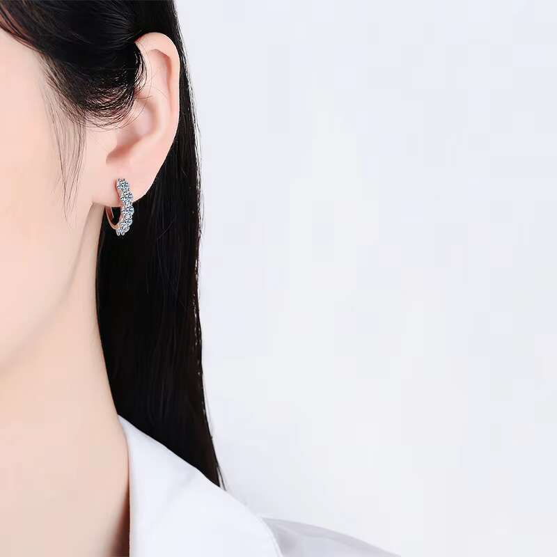 High End Elegant S925 Sterling Silver D Color Moissanite Diamond Earrings for Women Bridal Jewelry