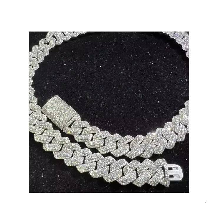 Manufacturer's high-quality 18mm Cuban necklace women's moissanite jewelry