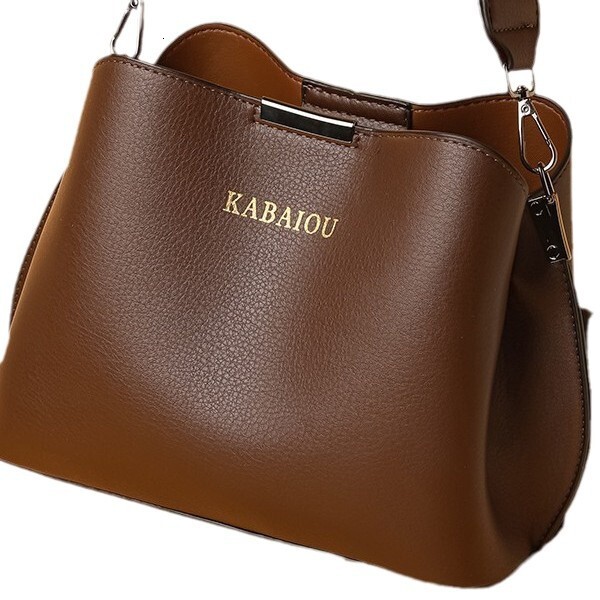 Light luxury women s crossbody bag new fashionable and elegant shoulder bag designer large fashion capacity high end fashion casual women s bag