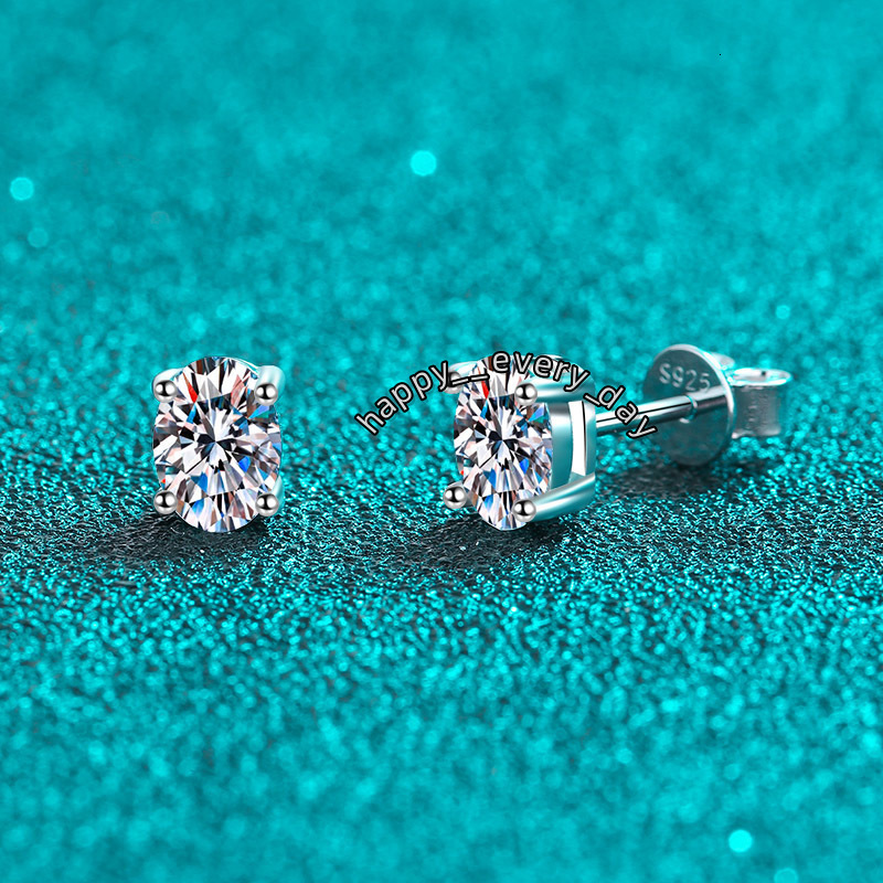 925 Sterling Silver Stud Earrings Tremella Nail Female Pigeon Egg Moissanite 4 Claw Ear Jewelry Manufacturer Direct Wholesale