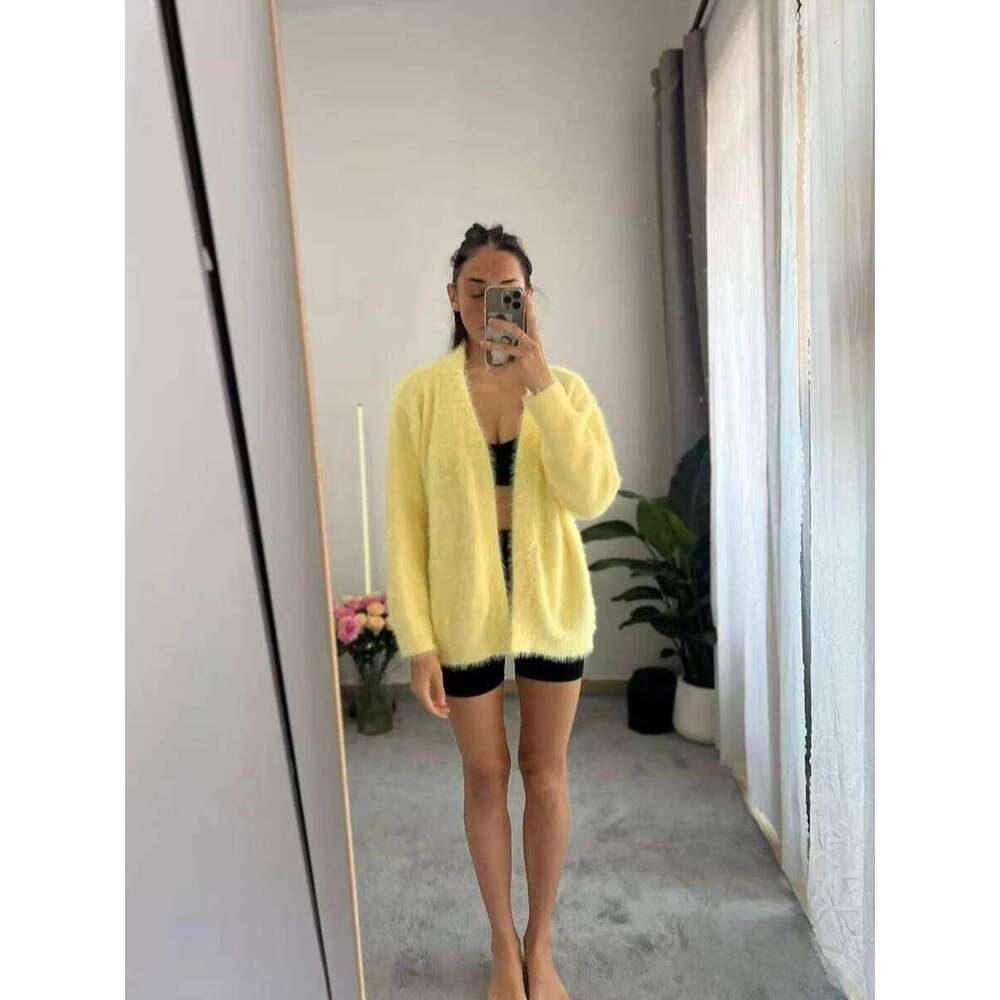 Hirsionsan Elegant Long Sleeve Sweater Women 2025 New Single-Breasted Female Casual Cardigan Soft Flexible Knitted Outwear