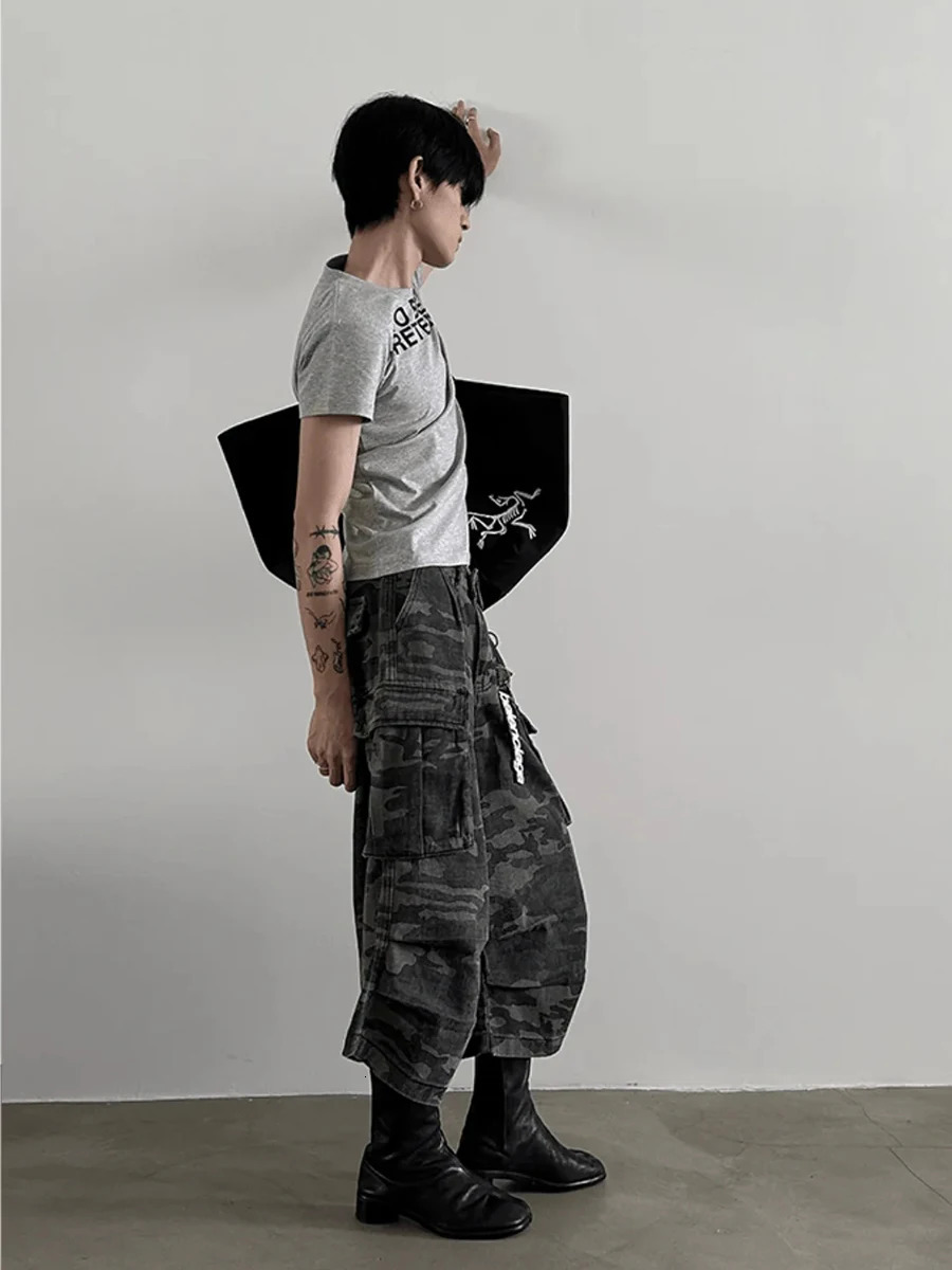 REDDACHiC Men Camouflage Denim Shorts Distressed Vintage Pleated Wide Leg Multi-pocket Cargo Jeans Jorts Hip Hop Punk Streetwear 250530