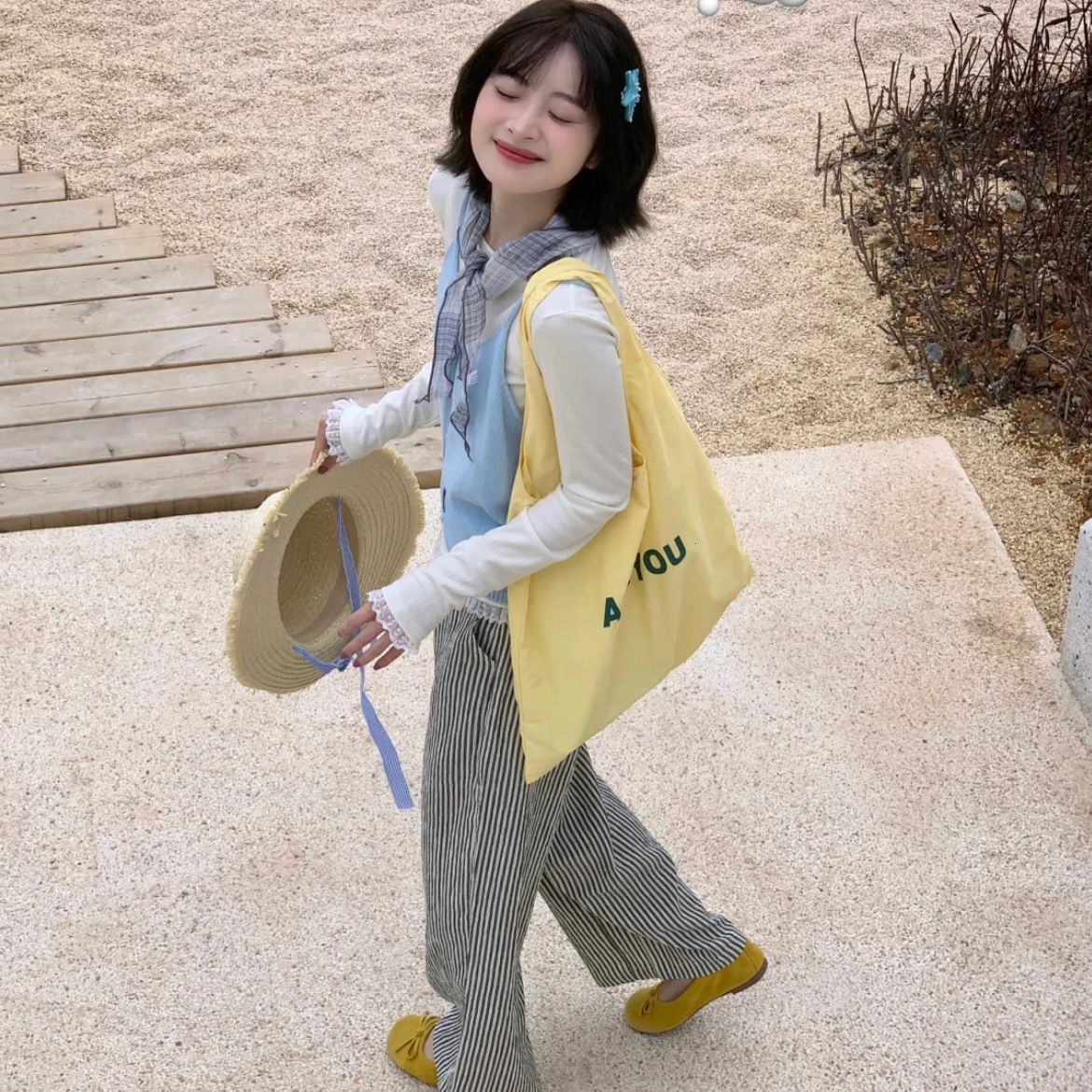 designer Summer Commuter Macaron Color Single Shoulder Bag for Women 2025 New Thin Lightweight Tote Canvas Bag Shopping Bag