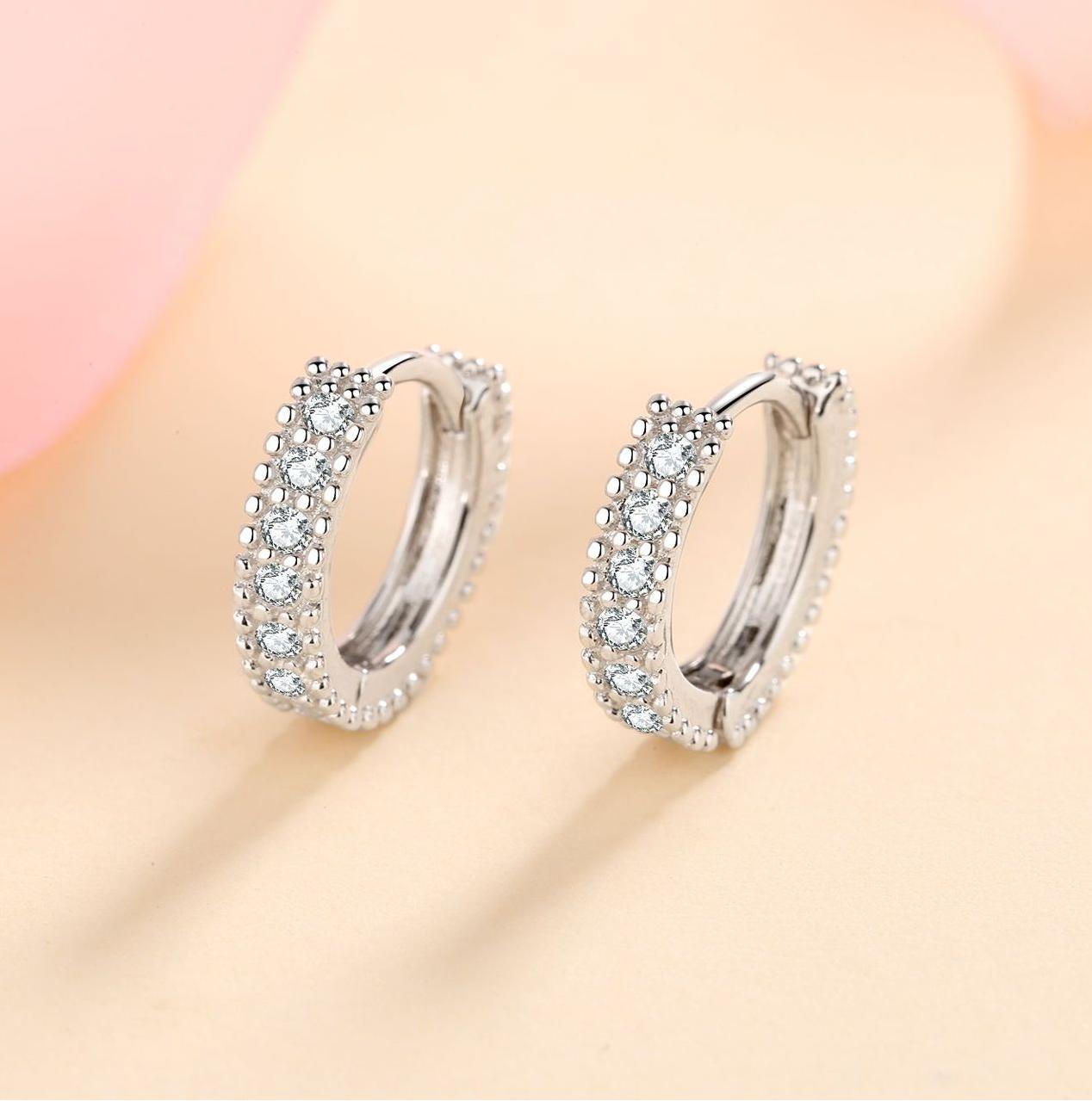 925 Sterling Silver Hoop Earrings with D-Color Moissanite Stones, Elegant and Minimalist Design for Women, Perfect for Everyday Wear or Special Occasi