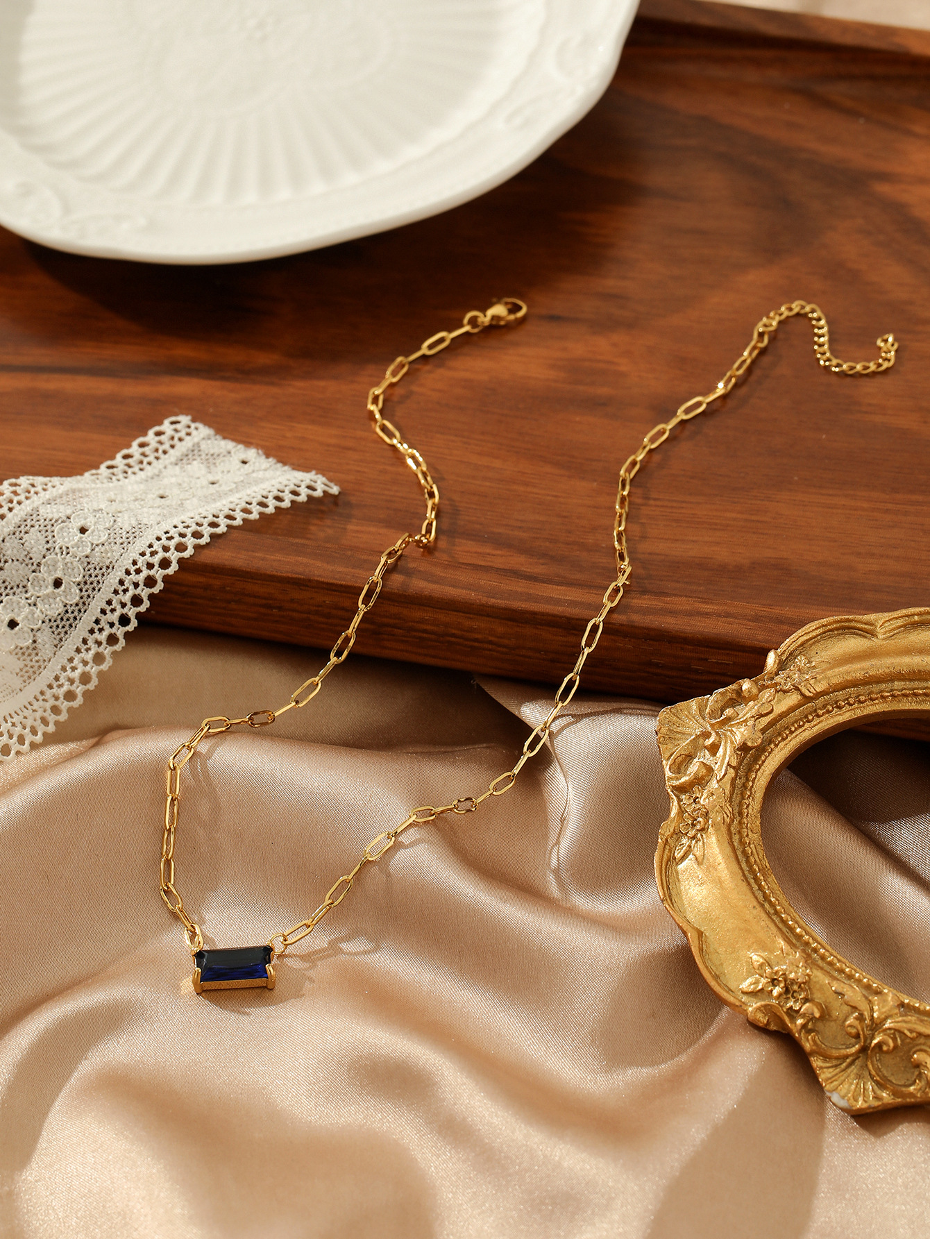 Necklace for Women Fashionable Elegant Gold-Plated Non-Fading Square and Round High-End Sense Jewelry