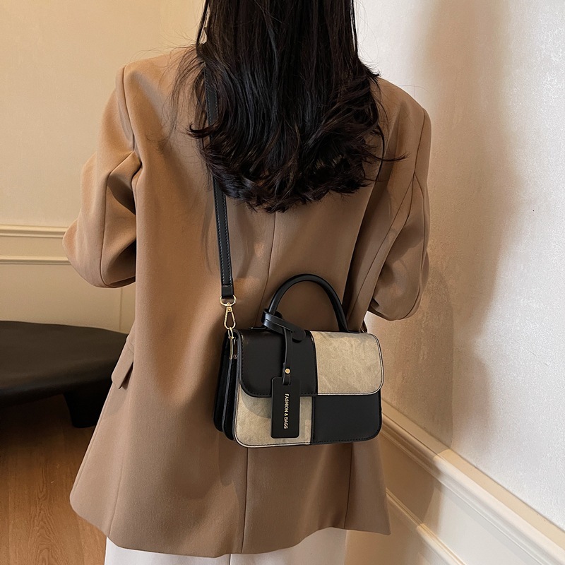 Autumn and Winter Vintage New Multi functional Shoulder Wide Bag Patch Handbag Small Square Bag Designer Women's Shoulder Bag