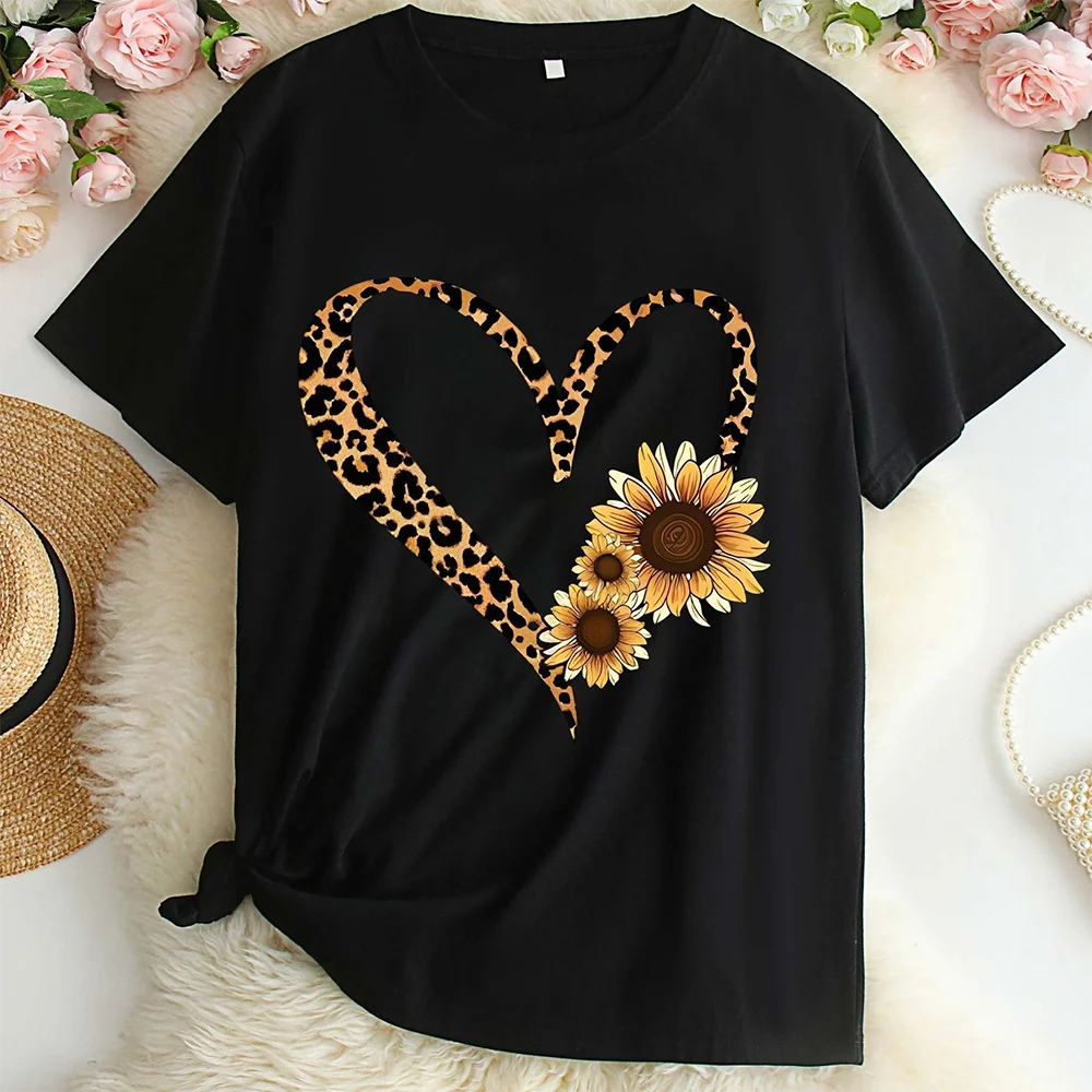 Plus Size Leopard Heart Print Designer T-Shirt Casual Crew Neck Short Sleeve T-Shirt Women's Plus Size Clothing 100% Cotton Sexy Female Tops
