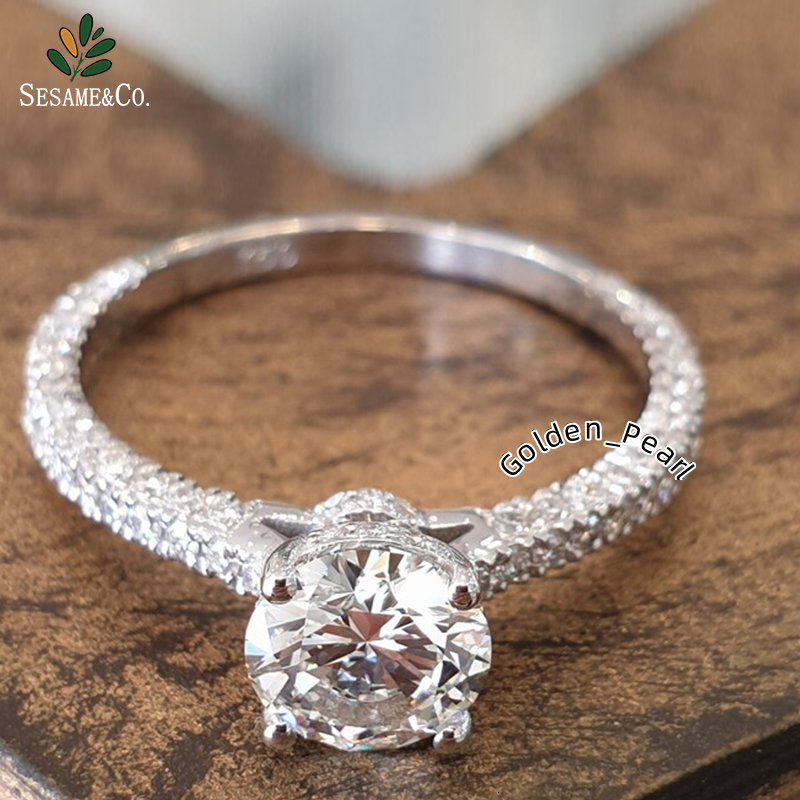 Unique Design Engagement Ring Diamond 18k White Gold Eternity Diamond Band Solitaire Diamond Engagement Rings for Women