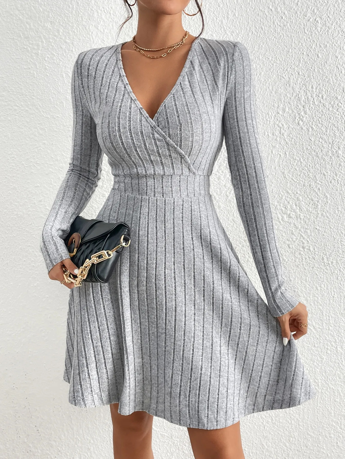 for autumn/Winter Women Knit Slim Sexy Bodycon Dress V-Neck Long Sleeve Dress Solid Casual Midi Sweater Dress 250526