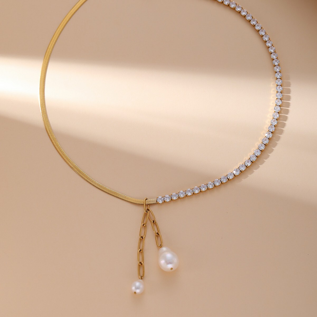 High-end Sense Temperament Fashion Trendy Clavicle Chain Simple Ins Cold Style Jewelry