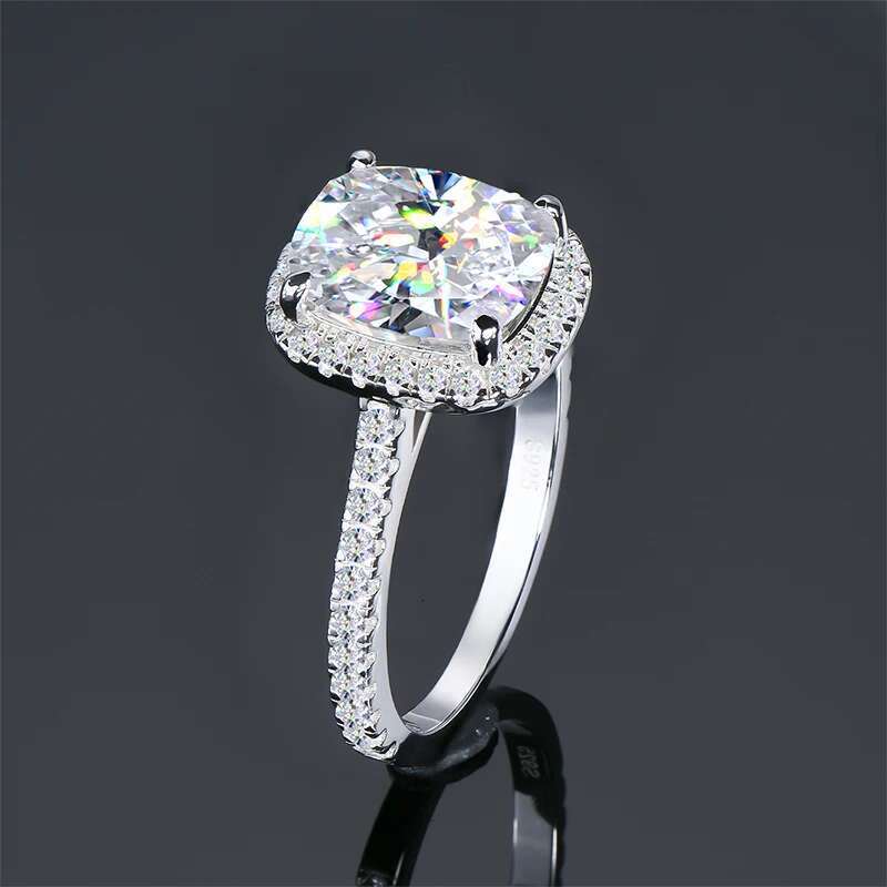 IOGOU Luxury 4ct Moissanite Halo Engagement Ring With GRA Cushion Cut Diamond Wedding Rings 925 Sterling Sliver Wedding Jewelry