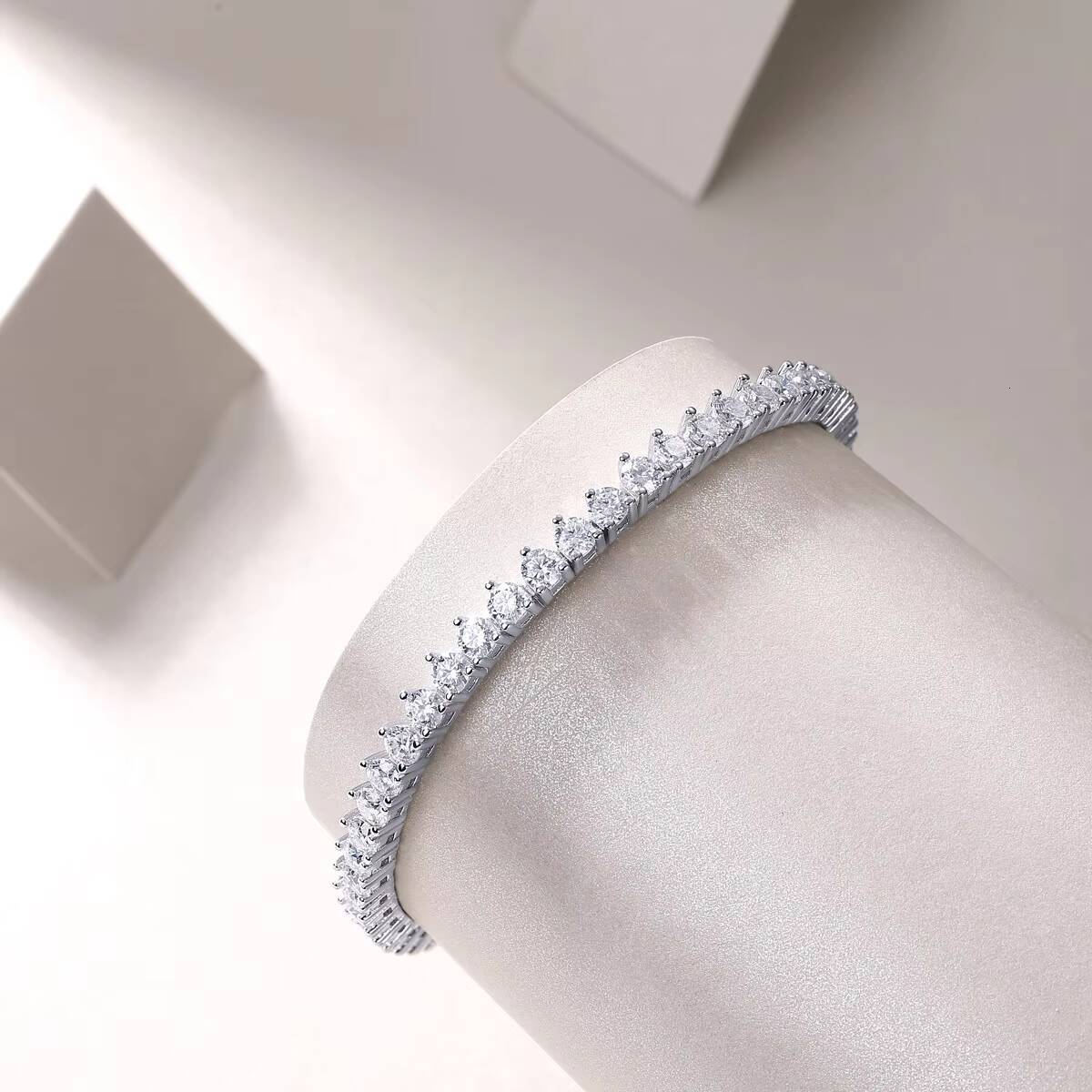 S Medal Bracelet Silica New Style Hand Jewelry Sier Plated Accessories